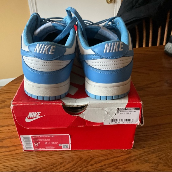 Nike women’s UNC White/University Blue Dunk Low Retro Sneakers size 8.5 w/Box - Picture 3 of 7